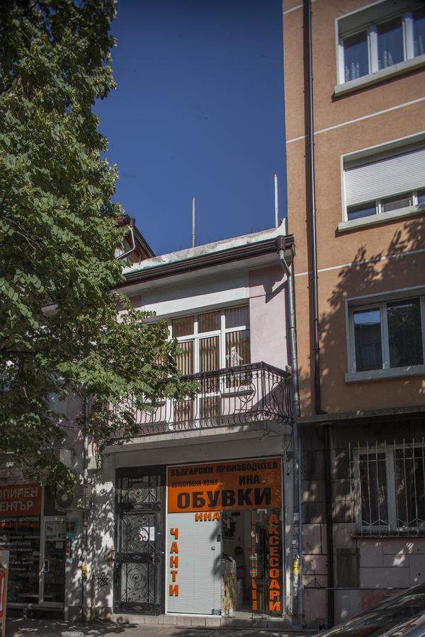Five Corners Къща за гости *